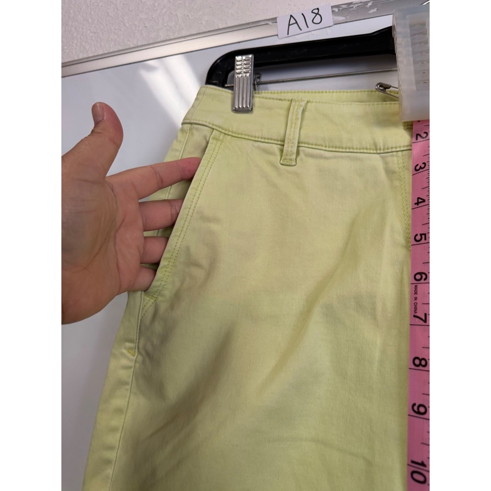 Tommy Bahama Womens Lime Green Chino Shorts Cotton Blend Size 4 - Picture 6 of 8